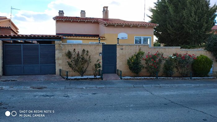 Loranca de Tajuña, Guadalajara: Casa en venta de 3 habitaciones