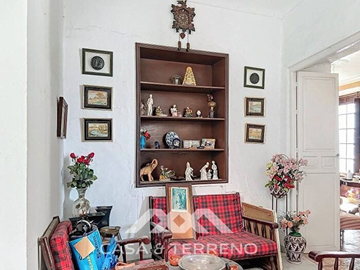 Casas en venta y pisos alquiler - 3