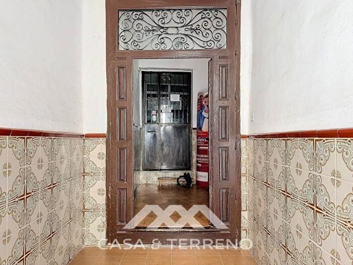 Casas en venta y pisos alquiler - 2