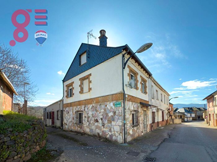 Casa en venta de 3 habitaciones: Castilla y León, León