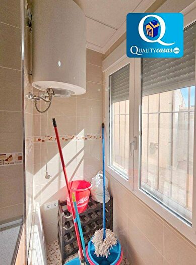 Casas en venta y pisos alquiler - 3