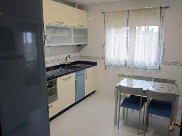 Piso de 3 habitaciones en venta en Castilla y León, León