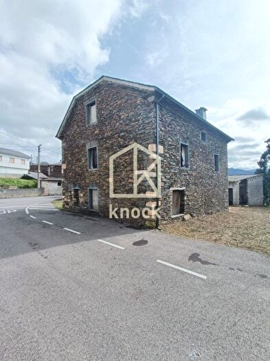 Casa de 8 habitaciones en venta en Coaña, Asturias