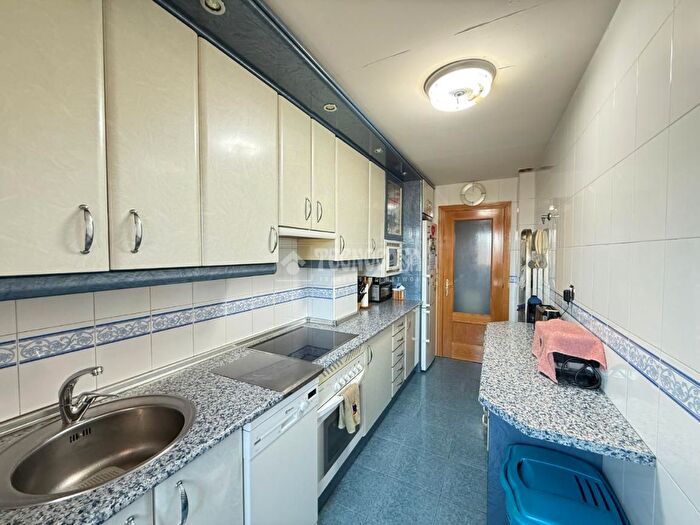 Casas en venta y pisos alquiler - 2