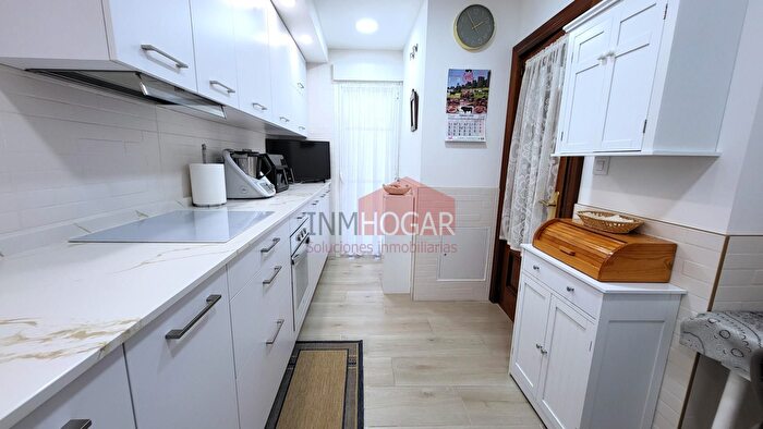 Casas en venta y pisos alquiler - 3