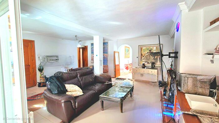 Casa en venta de 2 habitaciones, San Pedro de Alcántara, Nueva Alcántara