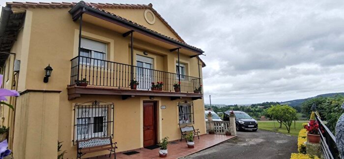Cantabria, Cantabria: Casa en venta de 3 habitaciones
