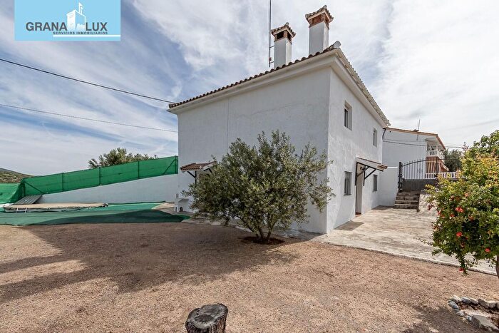 Casa en venta de 3 habitaciones, Colomera, Granada