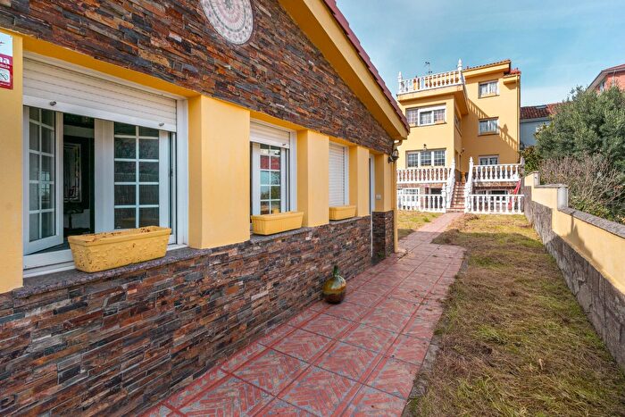 Casa en venta de 9 habitaciones: Soto del Barco, Asturias