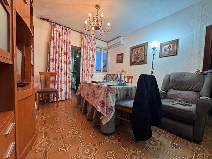 Piso en venta de 3 habitaciones en PonienteSur, Ciudad Jardín Zoco