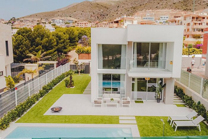 Casa en venta de 3 habitaciones, Comunitat Valenciana, Alicante
