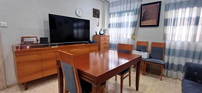 Piso en venta de 4 habitaciones: Algirós, LIlla Perduda