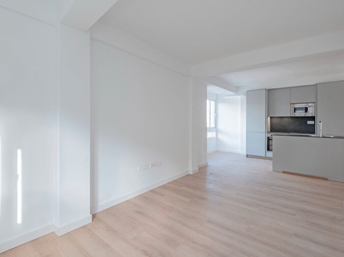 Centro, La Trinidad: Piso en venta de 3 habitaciones