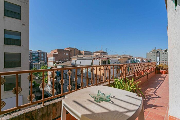 Piso en venta de 4 habitaciones: Andalucía, Granada