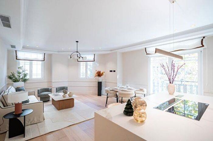 Piso en venta de 2 habitaciones en Comunidad de Madrid, Madrid