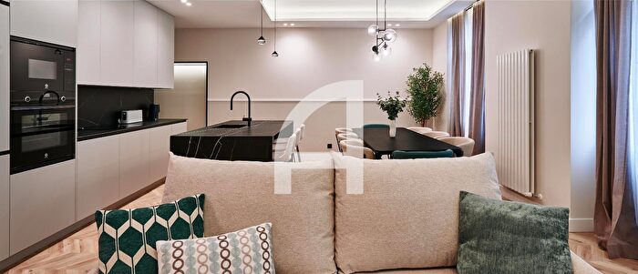Piso de 3 habitaciones en venta en Centro, Cortes Huertas