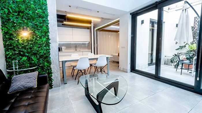 Piso de 1 habitación en venta en Andalucía, Sevilla