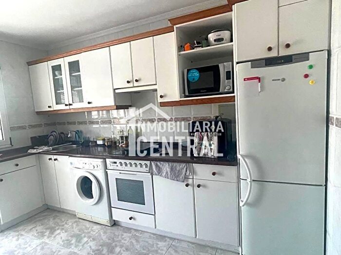Casas en venta y pisos alquiler - 2