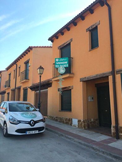 Castilla y León, Segovia: Casa en venta de 3 habitaciones