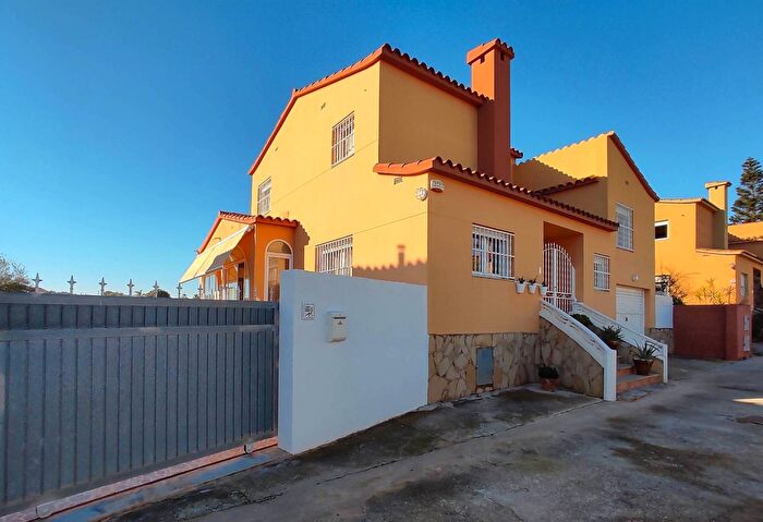 Casa en venta de 4 habitaciones en Comunitat Valenciana, Castellón Castelló