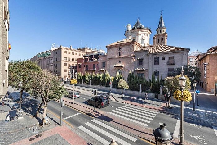 Andalucía, Granada: Piso en venta de 3 habitaciones