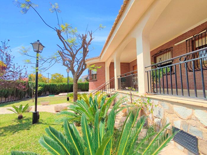 Casa de 5 habitaciones en venta en Comunitat Valenciana, Alicante