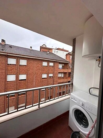 Piso en venta de 3 habitaciones, Principado de Asturias, Asturias