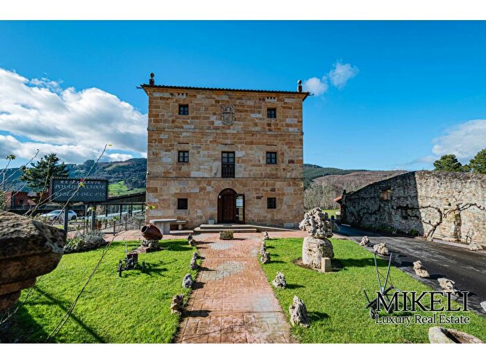 Casa de 7 habitaciones en venta en Santiurde de Toranzo, Cantabria