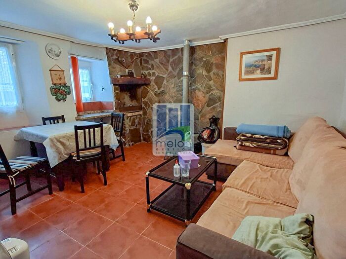 Casa en venta de 3 habitaciones en Estépar, Burgos