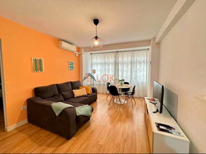 Piso en venta de 2 habitaciones en Centro, Perchel Norte