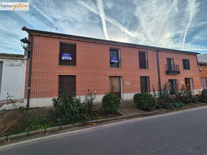 Castilla y León, Valladolid: Casa en venta de 3 habitaciones
