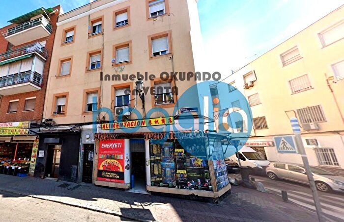 Piso en venta de 2 habitaciones en Usera, Almendrales