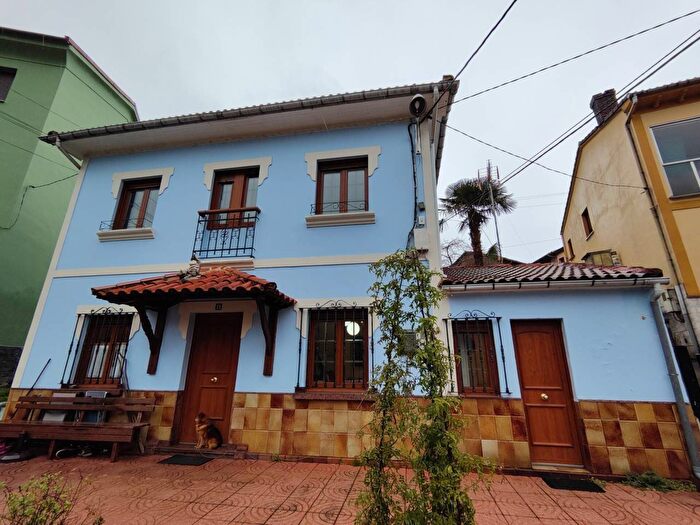 Casa en venta de 3 habitaciones en Principado de Asturias, Asturias