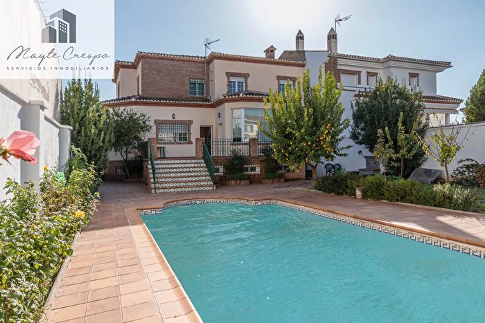 Santa Fe, Granada: Casa en venta de 5 habitaciones