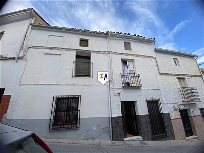 Casa en venta de 4 habitaciones, Alcalá la Real, Jaén