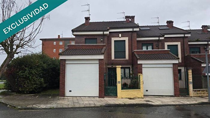 Casa en venta de 4 habitaciones en Principado de Asturias, Asturias