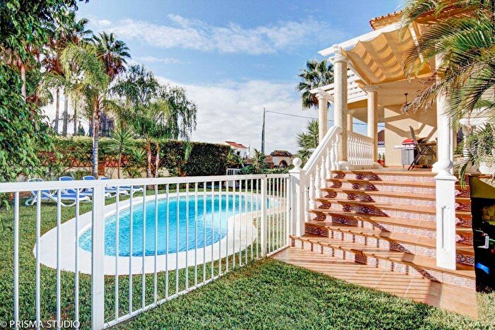 Casa de 4 habitaciones en venta en Andalucía, Málaga
