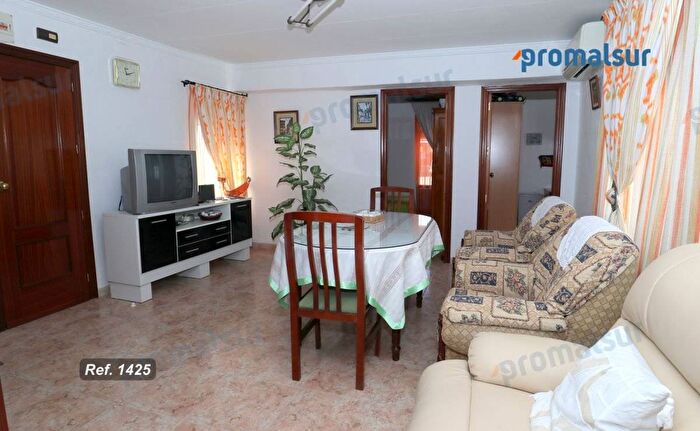 Piso en venta de 4 habitaciones, Andalucía, Córdoba