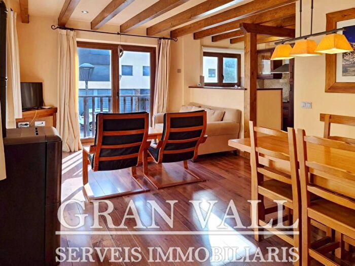 Piso en venta de 2 habitaciones en Cataluña, Girona