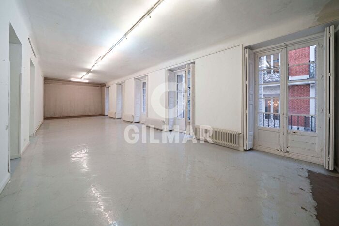 Piso en venta de 4 habitaciones: Centro, Justicia Chueca
