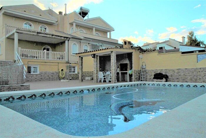 Casa de 7 habitaciones en venta en Comunitat Valenciana, Alicante