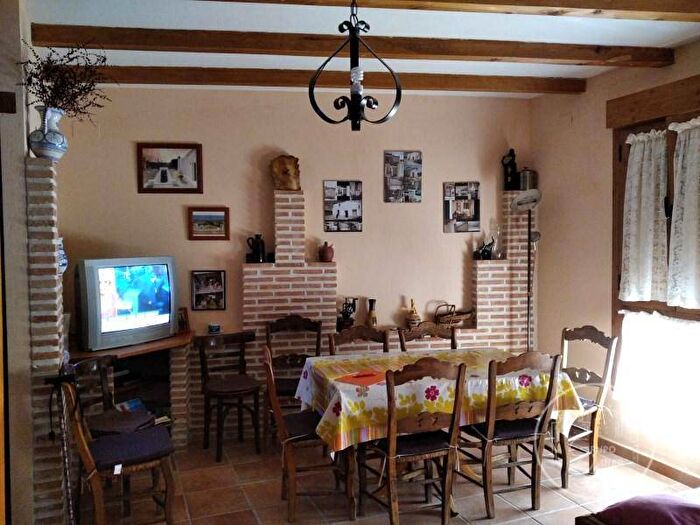 Casa de 3 habitaciones en venta en Castilla y León, Segovia