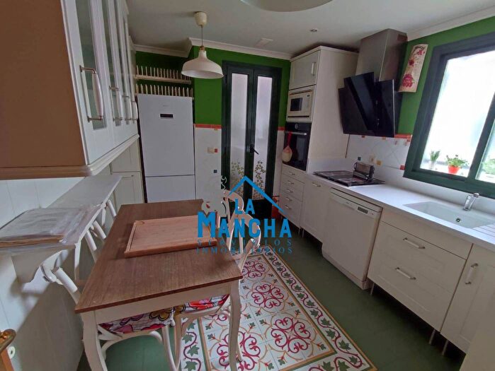 Piso en venta de 3 habitaciones, Castilla La Mancha, Albacete