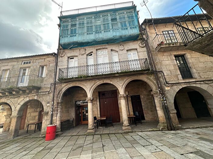 Piso de 3 habitaciones en venta en Ribadavia, Ourense