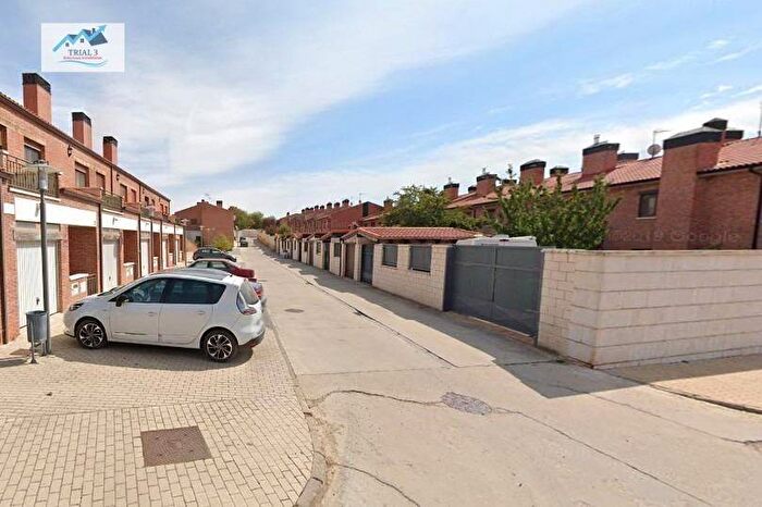 Castilla y León, Valladolid: Casa en venta de 3 habitaciones