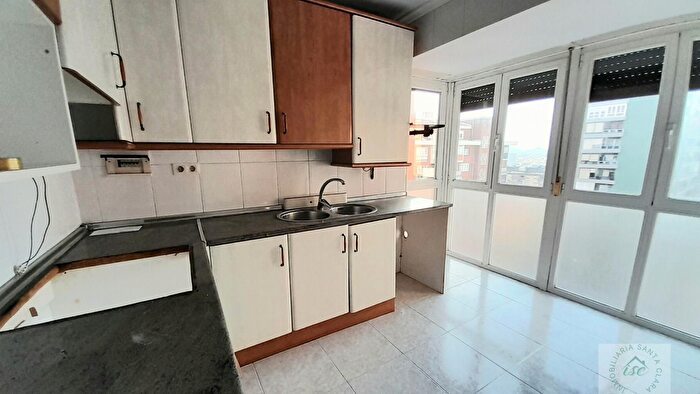 Piso en venta de 3 habitaciones, Begoña Santutxu, Santutxu Basarrate