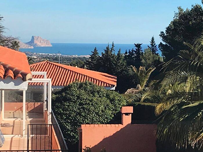 Casa en venta de 3 habitaciones en La Nucia, Comunitat Valenciana