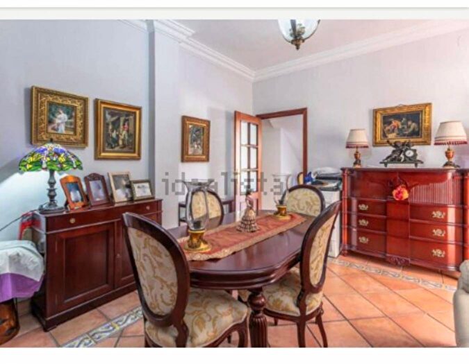 Casas en venta y pisos alquiler - 3