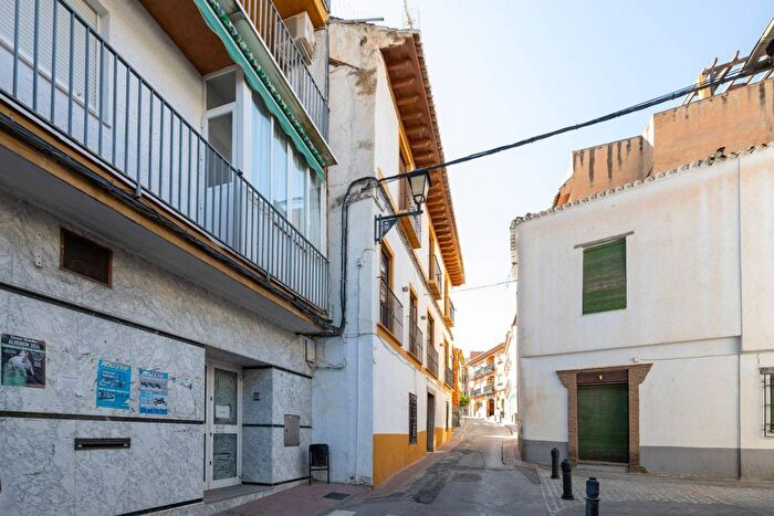 Casas en venta y pisos alquiler - 2