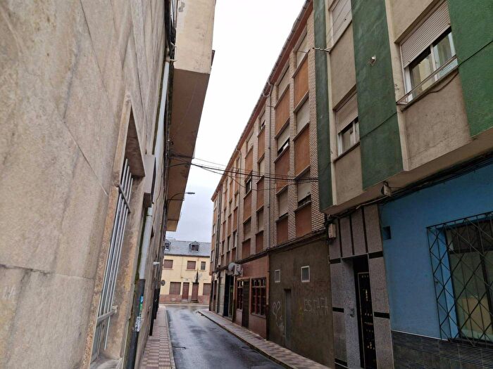 Piso en venta de 3 habitaciones: Castilla y León, León